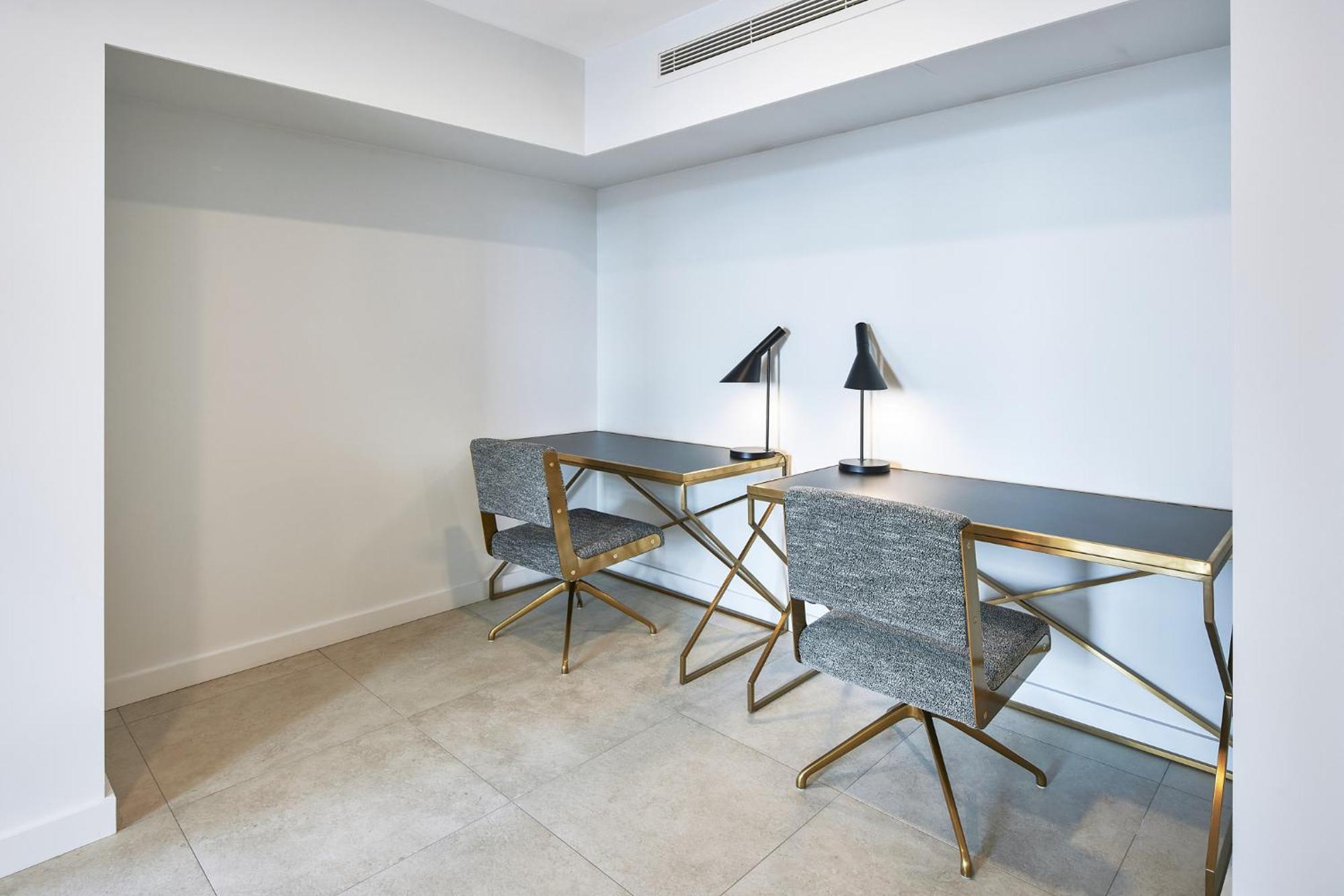 Meriton Suites 堪培拉 外观 照片 The interior of the hotel