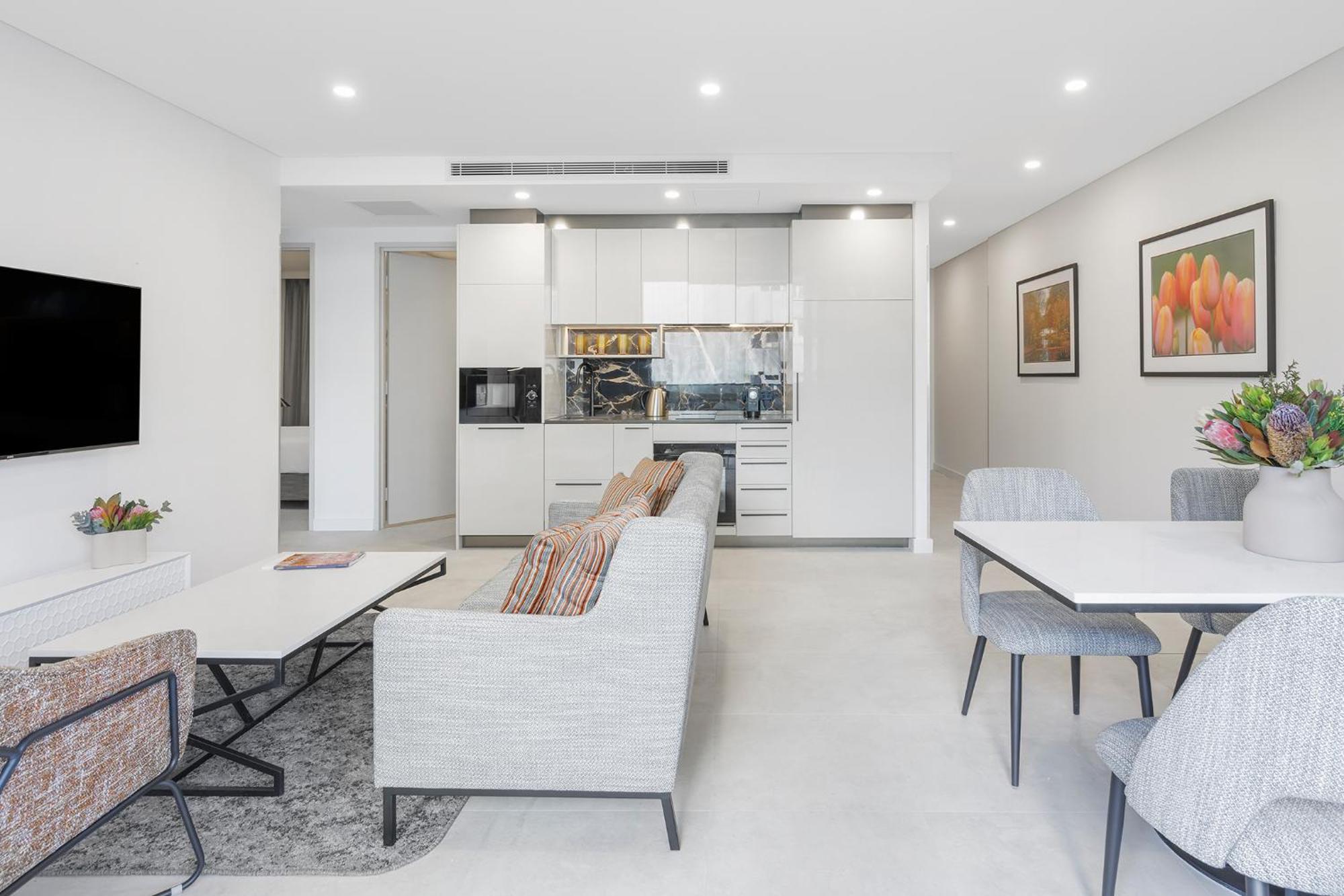 Meriton Suites 堪培拉 外观 照片 A typical apartment interior